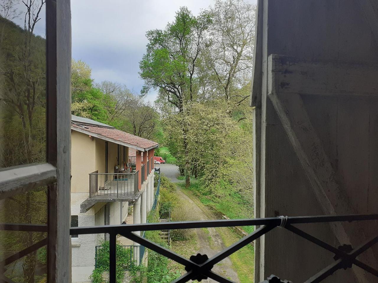 Le Moulin De Saleth Ξενοδοχείο Saint-Antonin Δωμάτιο φωτογραφία
